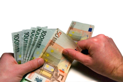 geld wegleggen voor premium lidmaatschap ematching